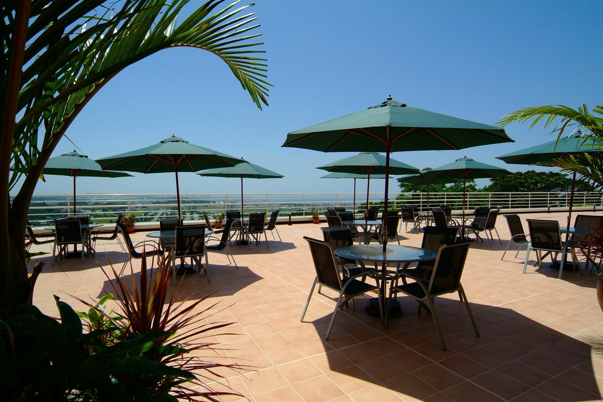 Em Wellness Kurashinohakko Lifestyle Resort Okinawa Екстер'єр фото